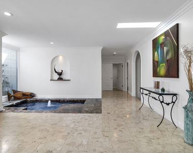 7834 Electra Drive - Photo Thumbnail 3
