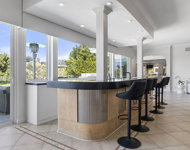 7834 Electra Drive - Photo Thumbnail 11