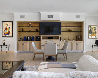 7834 Electra Drive - Photo Thumbnail 9