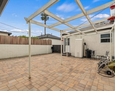 8348 Reading Avenue - Photo Thumbnail 32