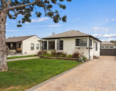 8348 Reading Avenue - Photo Thumbnail 35