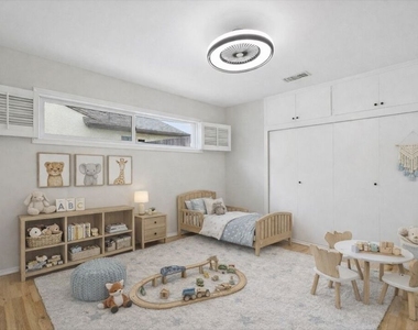 8348 Reading Avenue - Photo Thumbnail 16