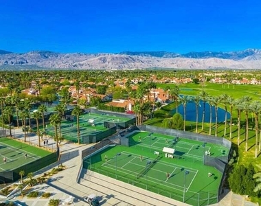 491 Desert Falls Drive N - Photo Thumbnail 11