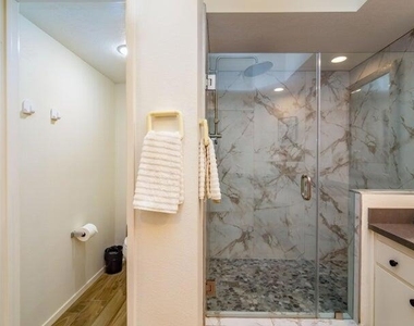 491 Desert Falls Drive N - Photo Thumbnail 5