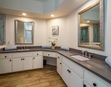 491 Desert Falls Drive N - Photo Thumbnail 6
