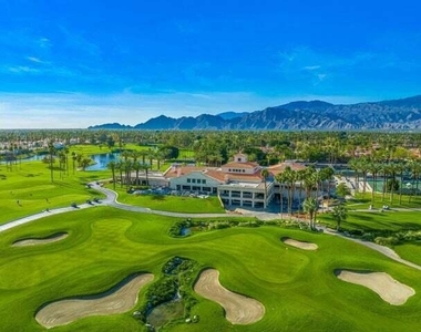 491 Desert Falls Drive N - Photo Thumbnail 10