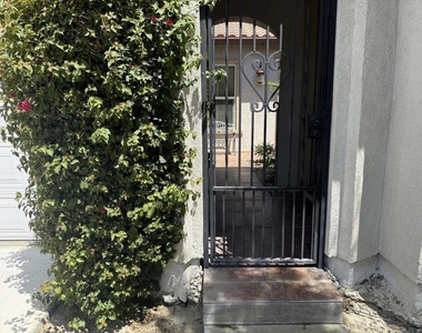 59 Shoreline Drive - Photo Thumbnail 3