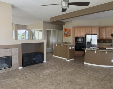 59 Shoreline Drive - Photo Thumbnail 17