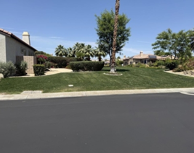 59 Shoreline Drive - Photo Thumbnail 2