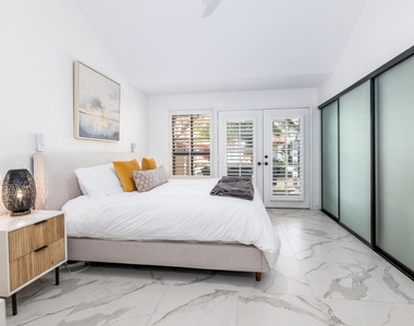 117 Trento Circle - Photo Thumbnail 7