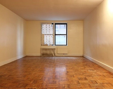 Clarkson Avenue - Photo Thumbnail 3