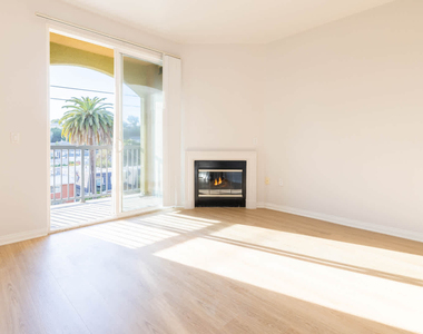 8700 Pershing Dr. - Photo Thumbnail 4