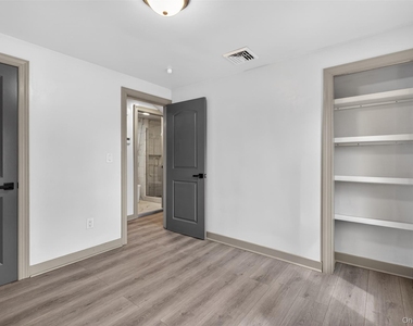 62 Poplar Street - Photo Thumbnail 25