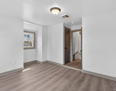 62 Poplar Street - Photo Thumbnail 30