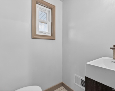62 Poplar Street - Photo Thumbnail 19