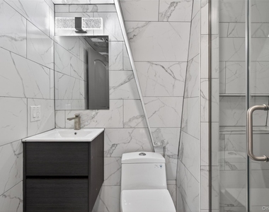 62 Poplar Street - Photo Thumbnail 32