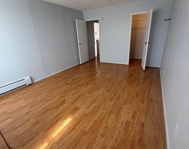 35 Park Avenue - Photo Thumbnail 8
