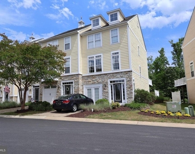 701 Monroe Point - Photo Thumbnail 8