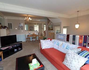 701 Monroe Point - Photo Thumbnail 12