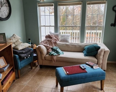 701 Monroe Point - Photo Thumbnail 5