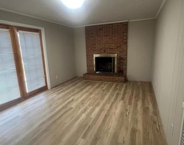 521 Laurel Avenue - Photo Thumbnail 17