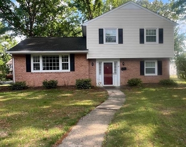 521 Laurel Avenue - Photo Thumbnail 20