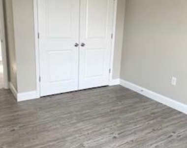170 Settlers Way - Photo Thumbnail 22