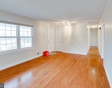 9552 Birmingham Drive - Photo Thumbnail 10