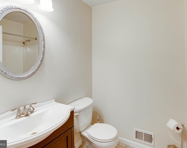9552 Birmingham Drive - Photo Thumbnail 30