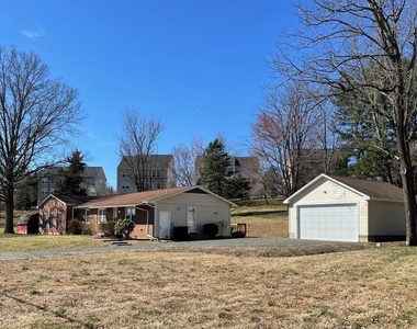 9552 Birmingham Drive - Photo Thumbnail 1