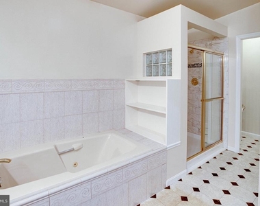 9552 Birmingham Drive - Photo Thumbnail 67