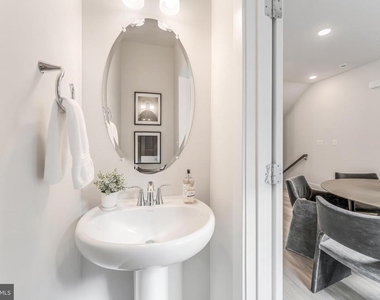 12742 Verdant Way - Photo Thumbnail 7