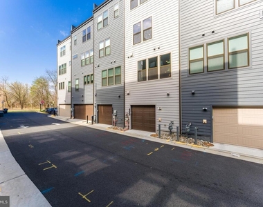 12742 Verdant Way - Photo Thumbnail 55