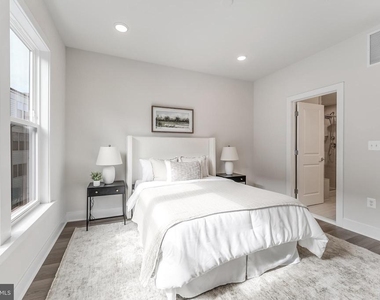 12742 Verdant Way - Photo Thumbnail 31