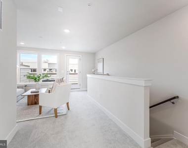 12742 Verdant Way - Photo Thumbnail 38
