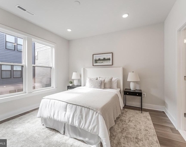12742 Verdant Way - Photo Thumbnail 34