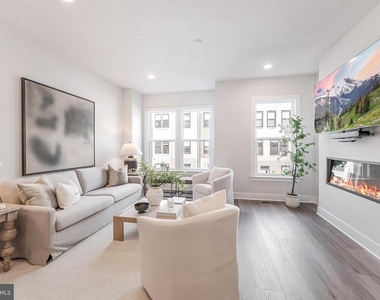 12742 Verdant Way - Photo Thumbnail 9