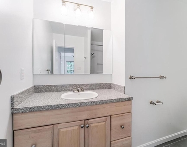 2331 Harleyford Court - Photo Thumbnail 31