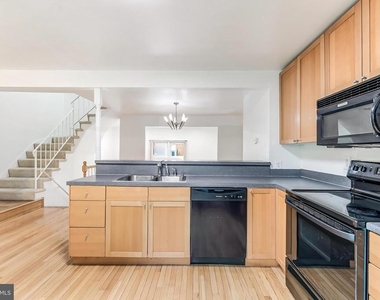 2331 Harleyford Court - Photo Thumbnail 6