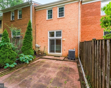 2331 Harleyford Court - Photo Thumbnail 37