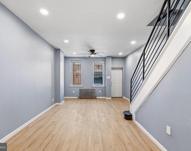 2224 E Clearfield Street - Photo Thumbnail 4