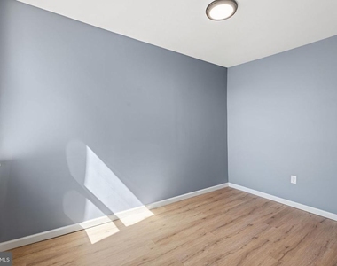 2224 E Clearfield Street - Photo Thumbnail 23