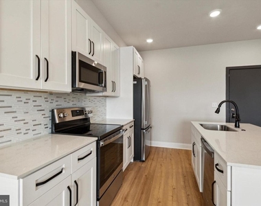 2143 E Lehigh Avenue - Photo Thumbnail 14