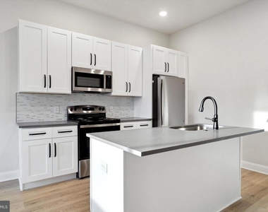 2143 E Lehigh Avenue - Photo Thumbnail 8