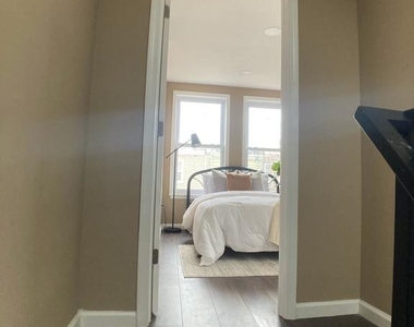 2060 E Orleans Street - Photo Thumbnail 20
