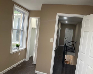 2060 E Orleans Street - Photo Thumbnail 21