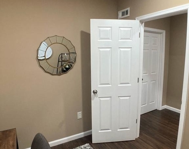 2060 E Orleans Street - Photo Thumbnail 28