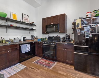 1737 N Howard Street - Photo Thumbnail 2