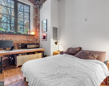 1737 N Howard Street - Photo Thumbnail 8
