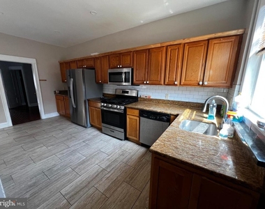 3340 Cottman Avenue - Photo Thumbnail 2